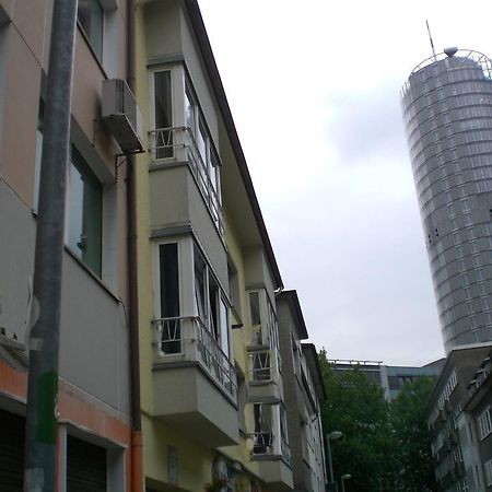 Schoenes Apartment In Essen Luaran gambar